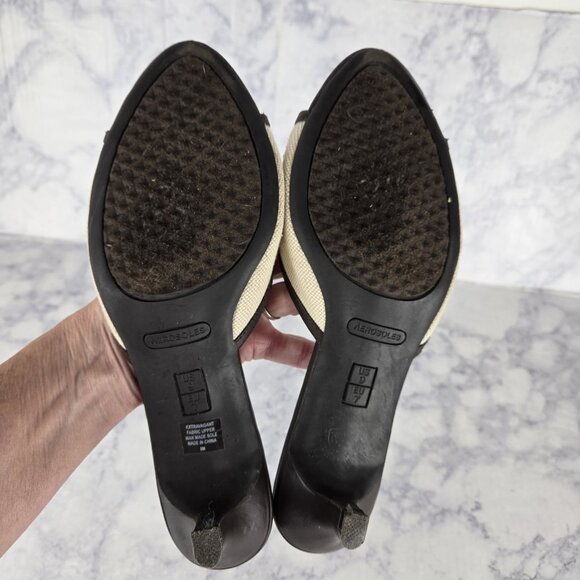 Aerosoles Kitten Heels Women 9 Extravagant Brown Tan Gold Hardware Preppy Office - Picture 3 of 9